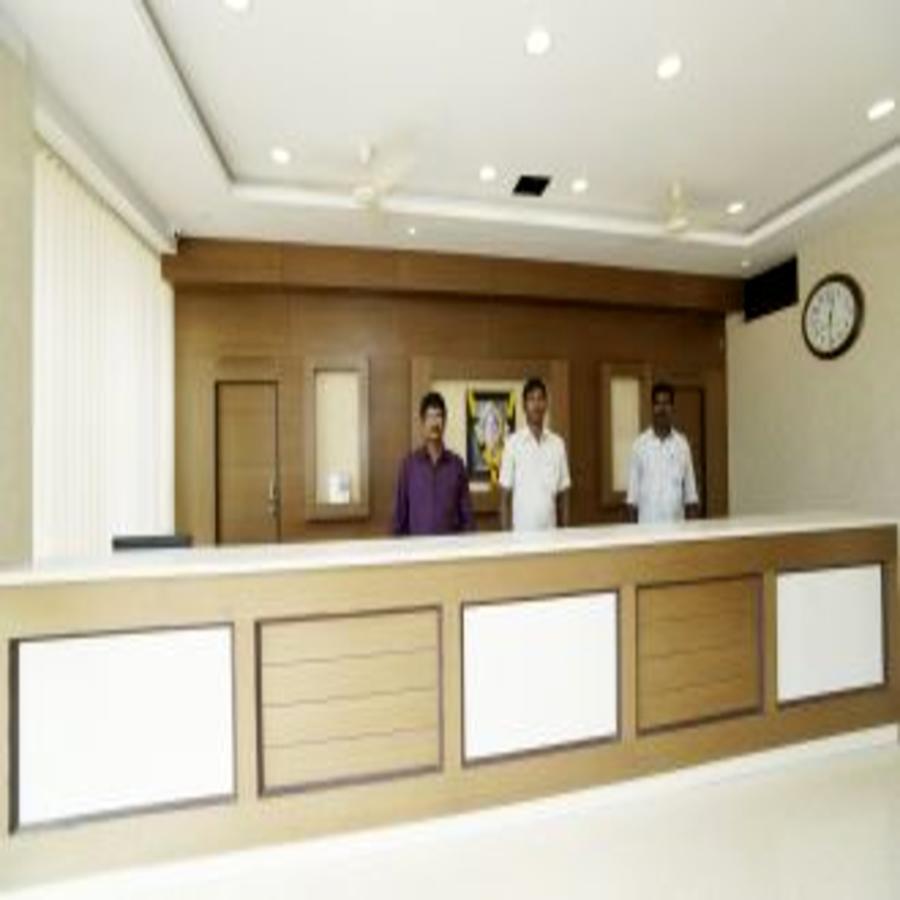 Hotel Sridevi Kanyakumari Buitenkant foto